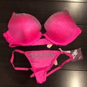 Victoria Secret 2011 Special Edition Bra and Thong